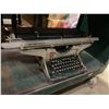 Image 1 : Underwood typewriter