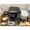 Image 1 : Assorted kitchen items