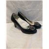 Image 1 : Size 5 heels