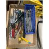 Image 1 : Assorted tools