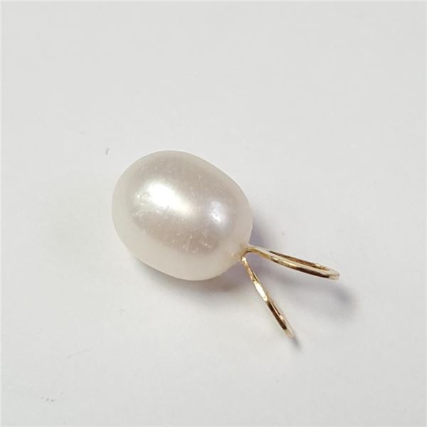 14K Yellow Gold Fresh Water Pearl Pendant, Suggested Retail Value $200