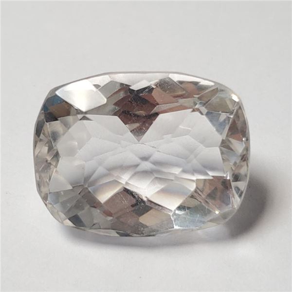 White Topaz(50ct) (~Size )(Ring is resizable for $40) (~length inches), Suggested Retail Value $400