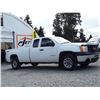 Image 9 : F4 --  2013 GMC SIERRA 1500 EXT CAB 4X4,, White, 174322 KM's