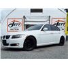 Image 1 : C3 --  2010 BMW 323I, White, 192083 KM's