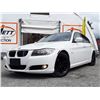 Image 3 : C3 --  2010 BMW 323I, White, 192083 KM's