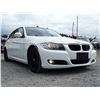 Image 8 : C3 --  2010 BMW 323I, White, 192083 KM's