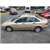 Image 25 : A4 --  2002 FORD FOCUS SE , Gold, 171632 KM's  "NO RESERVE"