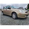 Image 8 : A4 --  2002 FORD FOCUS SE , Gold, 171632 KM's  "NO RESERVE"