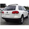 Image 13 : A4 --  2005 VW TOUAREG 3.2 AWD, White, 146,292 MILES   "NO RESERVE"