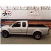 Image 8 : A12D -- 2000 FORD F150 EXT CAB 4X4, SILVER, 280,132 KMS