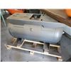 Image 2 : Large air compressor tank