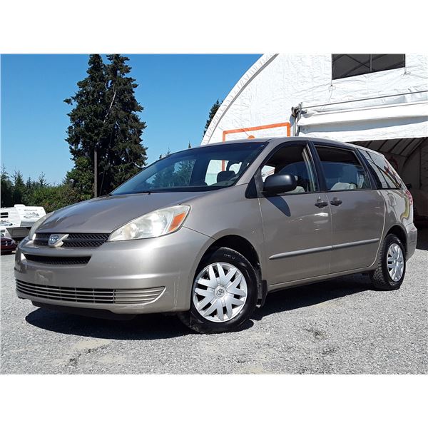 A12B --  2004 TOYOTA SIENNA CE, Brown, 259980 KM