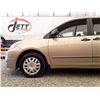 Image 23 : A12B --  2004 TOYOTA SIENNA CE, Brown, 259980 KM