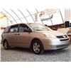Image 8 : A12B --  2004 TOYOTA SIENNA CE, Brown, 259980 KM