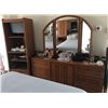 Image 8 : Lage bed room dresser set