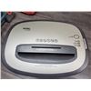 Image 2 : Paper Shedder