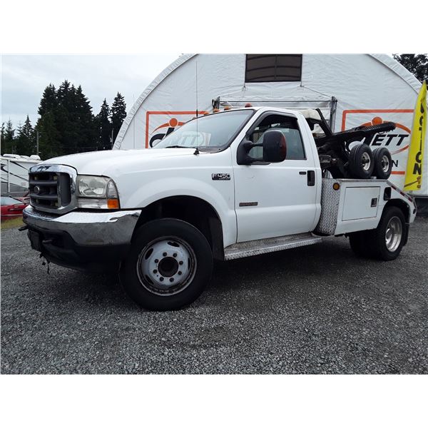 0A --  2004 FORD F450 SD TURBO DIESEL TOW TRUCK, White, 461795 KM's