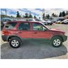 Image 12 : F2 --  2005 FORD ESCAPE XLT AWD, Red, 223335 KM