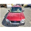 Image 7 : F2 --  2005 FORD ESCAPE XLT AWD, Red, 223335 KM