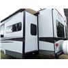 Image 25 : 0A --  2009 TANGO VELLAGIO 5TH WHEEL, WHITE