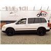 Image 18 : A12 --  2008 PONTIAC MONTANA , White, 249336 KM's