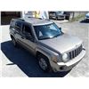 Image 10 : D2 --  2008 JEEP PATRIOT SPORT S, GOLD, 116,138 KMS
