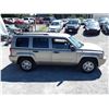 Image 13 : D2 --  2008 JEEP PATRIOT SPORT S, GOLD, 116,138 KMS