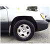 Image 23 : A1 --  2001 SUBARU FORESTER L AWD, Grey, 398360 KM  "NO RESERVE"