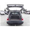 Image 41 : A1 --  2001 SUBARU FORESTER L AWD, Grey, 398360 KM  "NO RESERVE"
