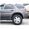 Image 19 : A12C --  2002 FORD ESCAPE XLT 4X4 , Grey, 375672 KM