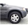 Image 23 : A12C --  2002 FORD ESCAPE XLT 4X4 , Grey, 375672 KM