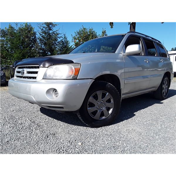 J2 --  2005 TOYOTA HIGHLANDER LTD AWD, Grey, 367111 KM