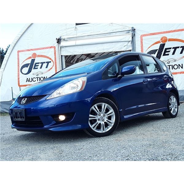 0U --  2009 HONDA FIT SPORT, Blue, 163455 KM Estate - NO RESERVE