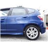 Image 29 : 0U --  2009 HONDA FIT SPORT, Blue, 163455 KM Estate - NO RESERVE