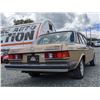 Image 26 : 0T --  1984 MERCEDES 300 DT TURBO , Gold, 204114 KM's