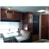 Image 76 : 0B --  2014 FOREST RIVER WILDWOOD XLITE TRAILER APROX 31.5'