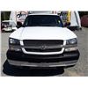Image 5 : F6 --  2003 CHEVROLET SILVERADO 2500 HD CREW CAB 4X4, White, 362948 KM
