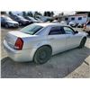 Image 15 : I2 --  2005 CHRYSLER 300 TOURING , Silver, 161749 KM