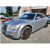 Image 3 : I2 --  2005 CHRYSLER 300 TOURING , Silver, 161749 KM