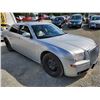 Image 9 : I2 --  2005 CHRYSLER 300 TOURING , Silver, 161749 KM