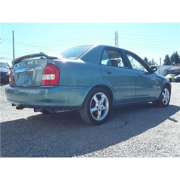 A2 -- 2002 MAZDA PROTEGE DX , Green, 211920 KM 