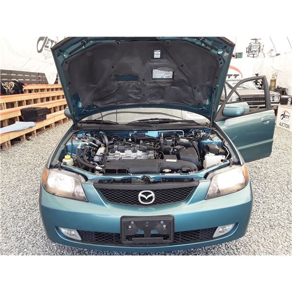 A2 -- 2002 MAZDA PROTEGE DX , Green, 211920 KM 