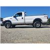 Image 24 : A6 --  2001 FORD F350 SRW SUPERDUTY 4X4, White, 331403 KM  "NO RESERVE"