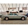 Image 10 : 0J --  2000 JAGUAR XJ8, Green, 185547 KM - No Reserve