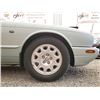 Image 38 : 0J --  2000 JAGUAR XJ8, Green, 185547 KM - No Reserve