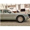 Image 40 : 0J --  2000 JAGUAR XJ8, Green, 185547 KM - No Reserve