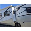 Image 32 : 0C --  2006 FORD F550 SIMBA MOTORHOME, White, 40313 MILES
