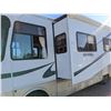 Image 36 : 0C --  2006 FORD F550 SIMBA MOTORHOME, White, 40313 MILES