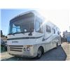 Image 3 : 0C --  2006 FORD F550 SIMBA MOTORHOME, White, 40313 MILES