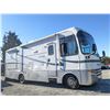 Image 9 : 0C --  2006 FORD F550 SIMBA MOTORHOME, White, 40313 MILES